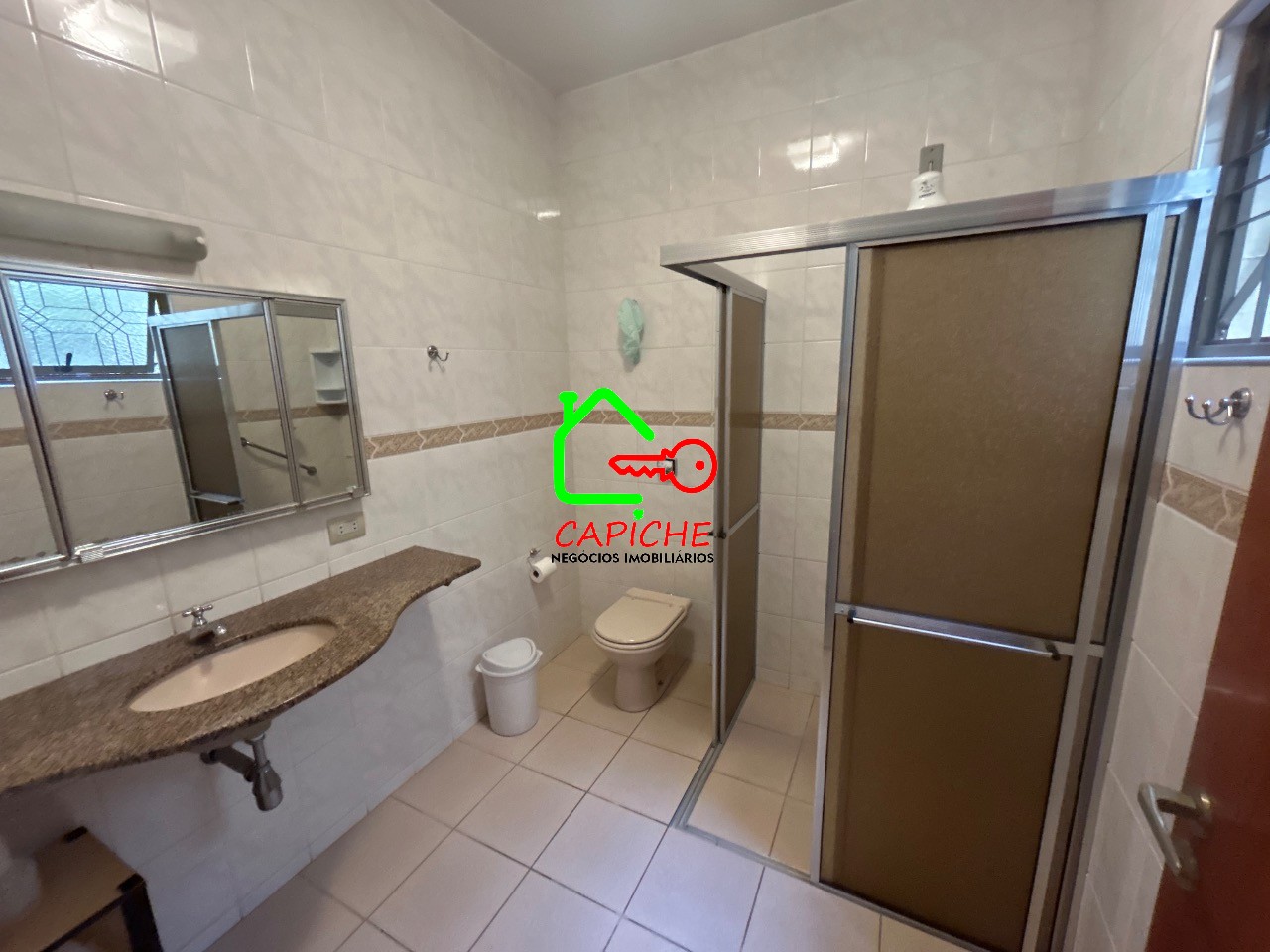 Casa para alugar com 3 quartos, 400m² - Foto 15