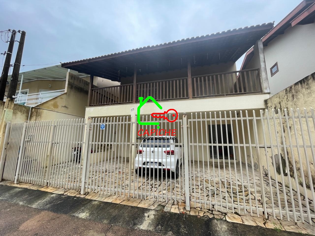 Casa à venda com 3 quartos - Foto 1