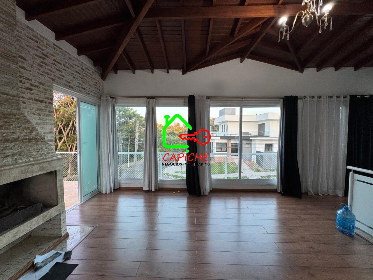 Casa de Condomínio para alugar com 4 quartos, 310m² - Foto 20