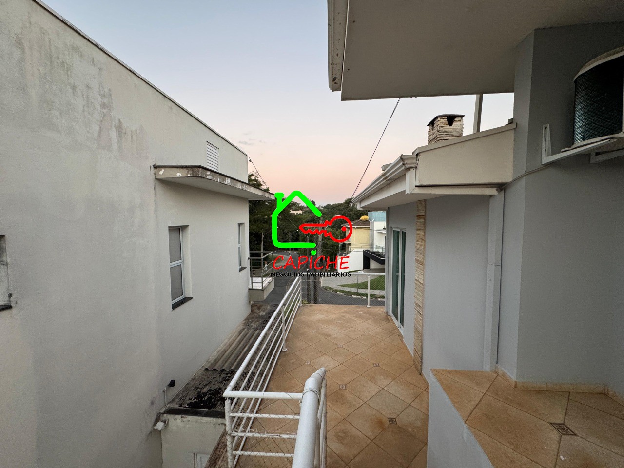 Casa de Condomínio para alugar com 4 quartos, 310m² - Foto 47
