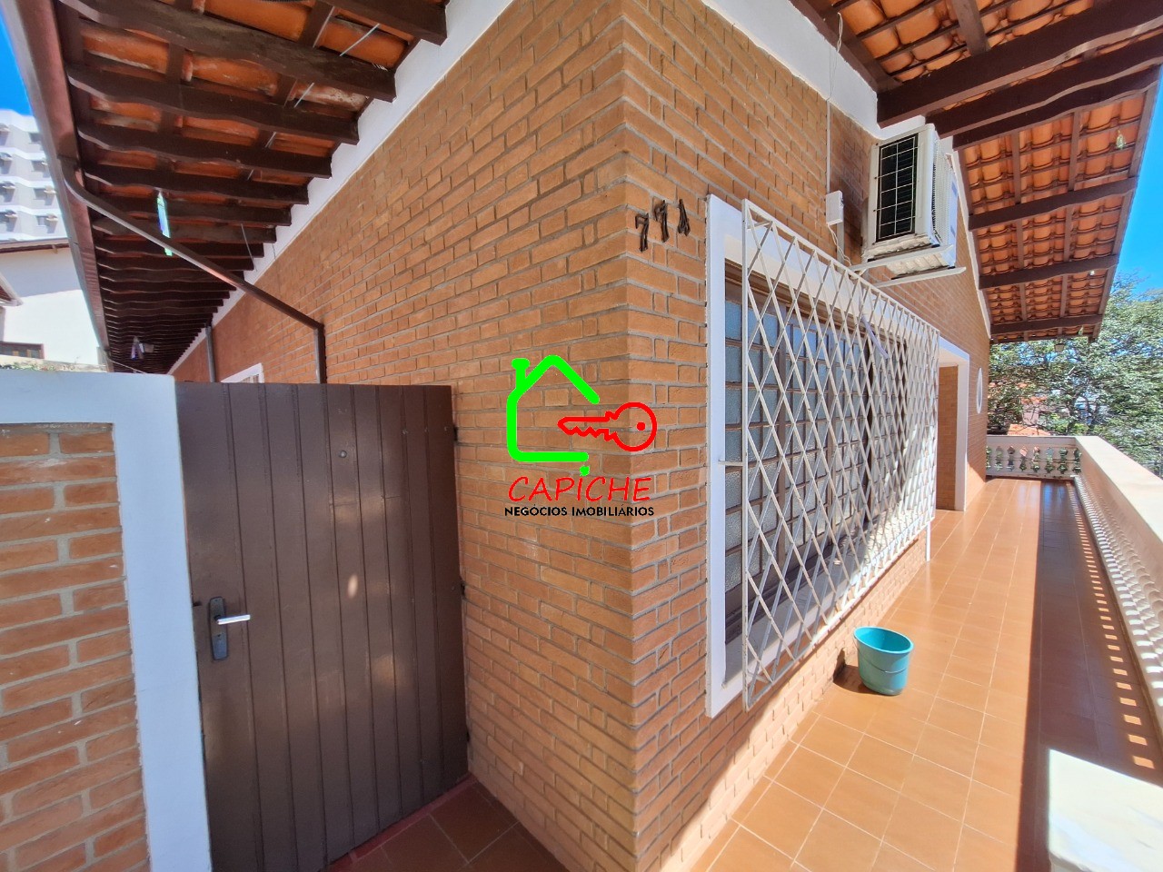 Casa à venda com 3 quartos - Foto 2