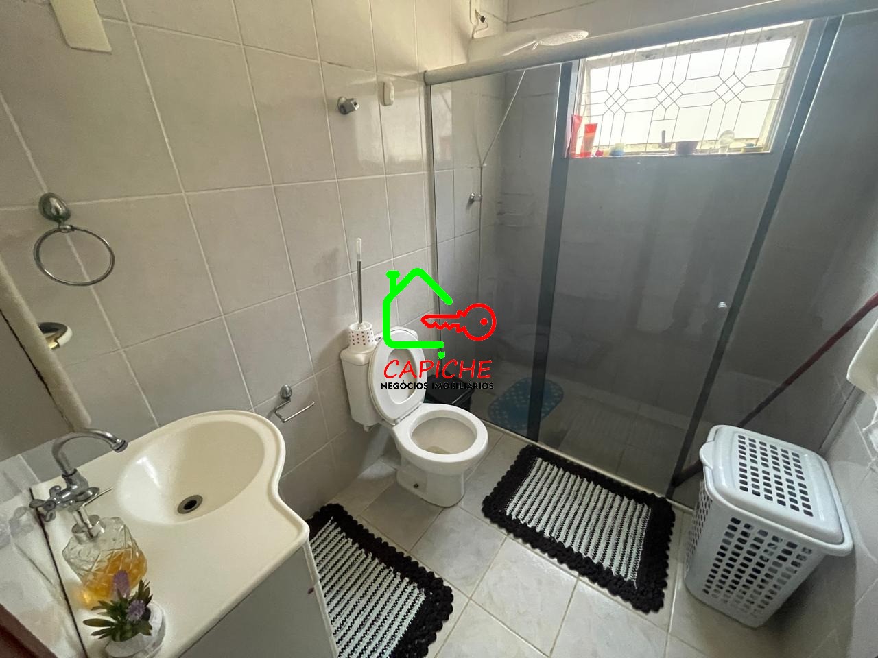 Casa à venda com 3 quartos - Foto 2