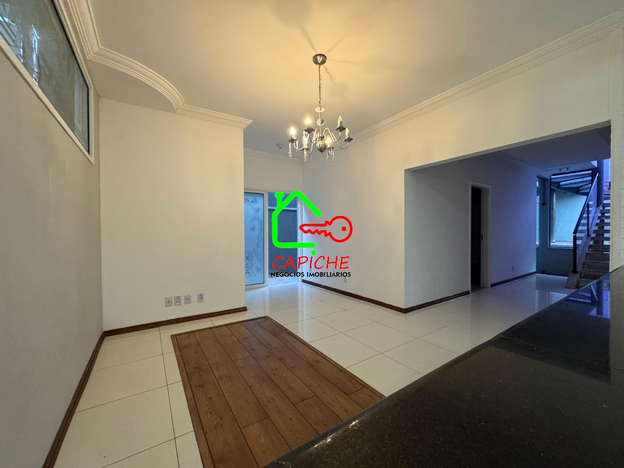 Casa de Condomínio para alugar com 4 quartos, 310m² - Foto 7