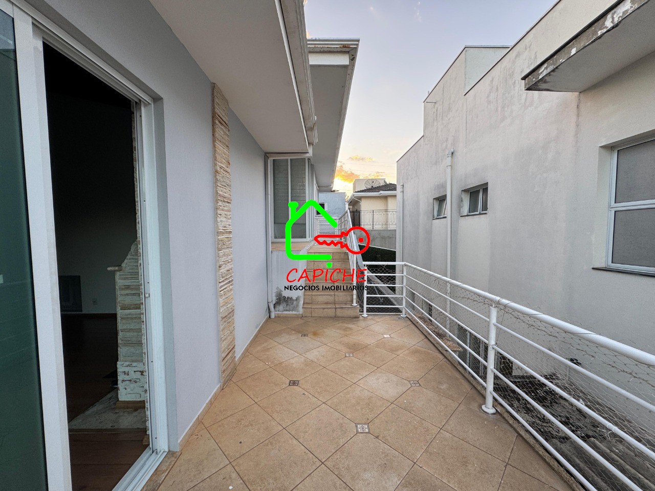 Casa de Condomínio para alugar com 4 quartos, 310m² - Foto 22