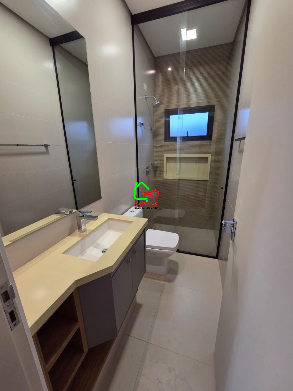 Casa de Condomínio à venda com 3 quartos, 360m² - Foto 3