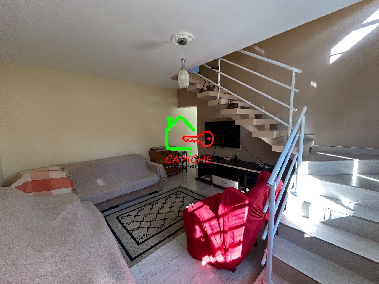 Casa à venda com 4 quartos, 240m² - Foto 7