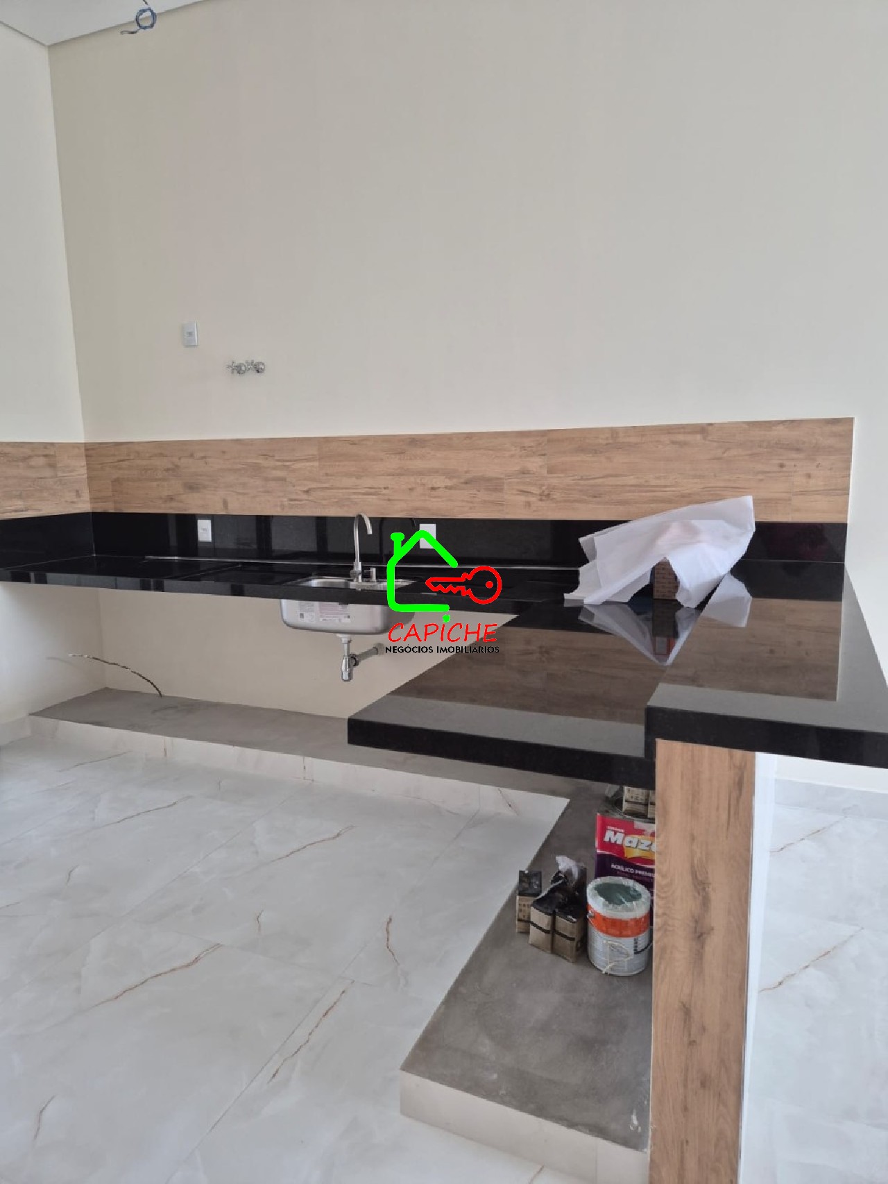 Casa à venda com 3 quartos - Foto 1
