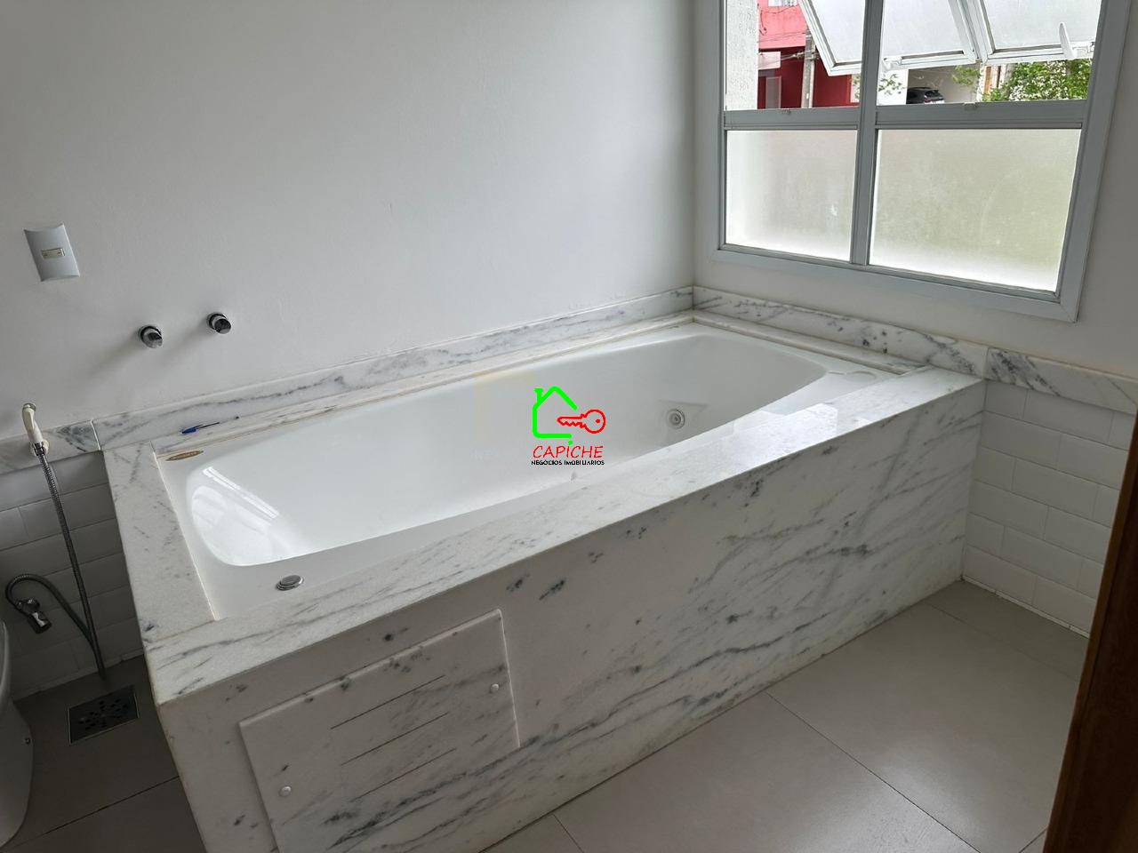 Casa de Condomínio à venda com 3 quartos, 226m² - Foto 15