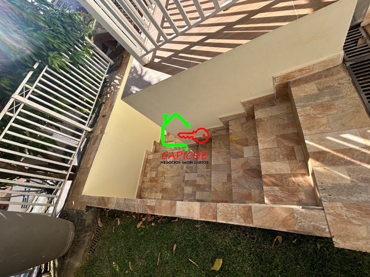 Casa à venda com 4 quartos, 240m² - Foto 25