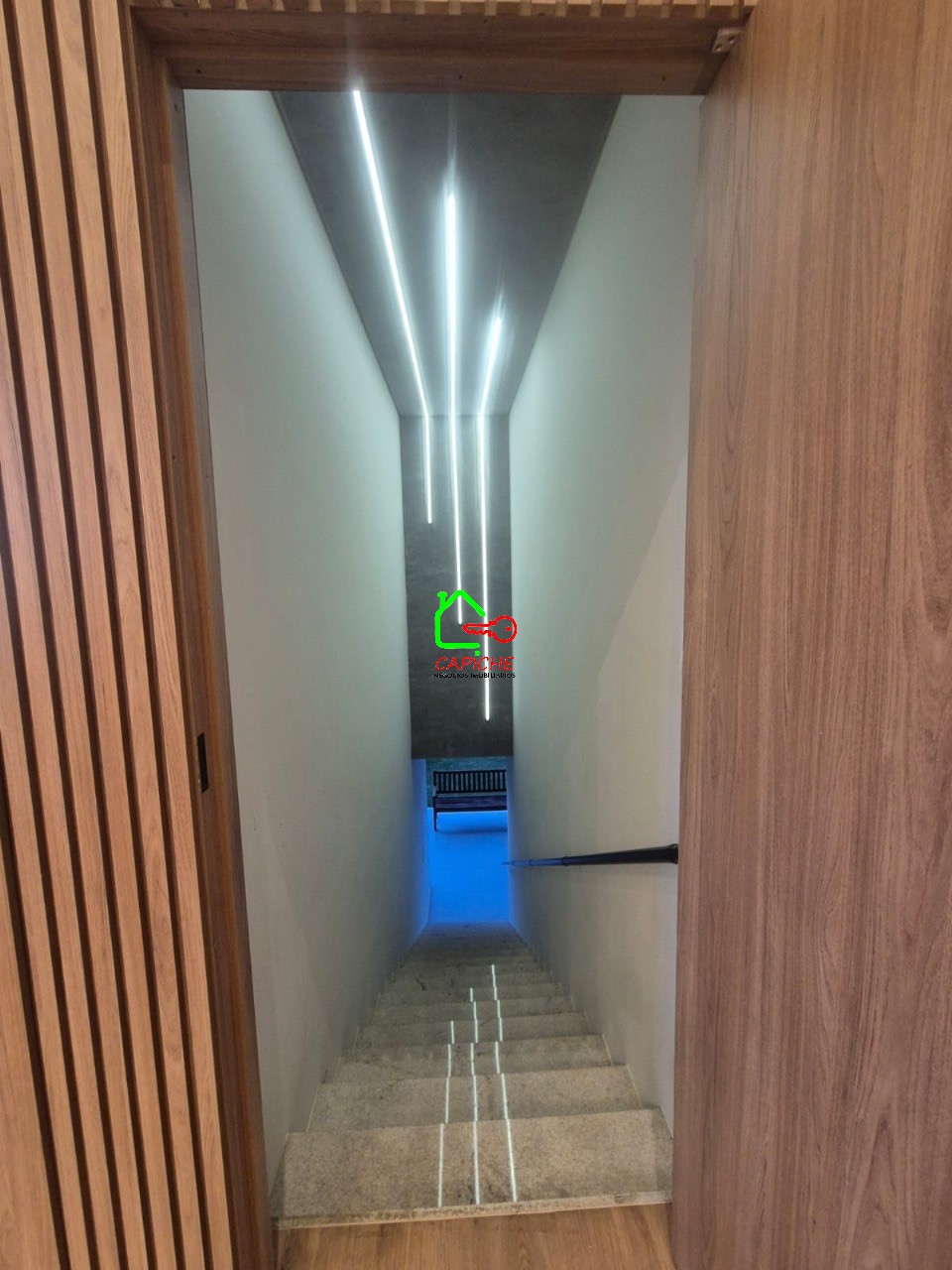 Casa de Condomínio à venda com 3 quartos, 360m² - Foto 10