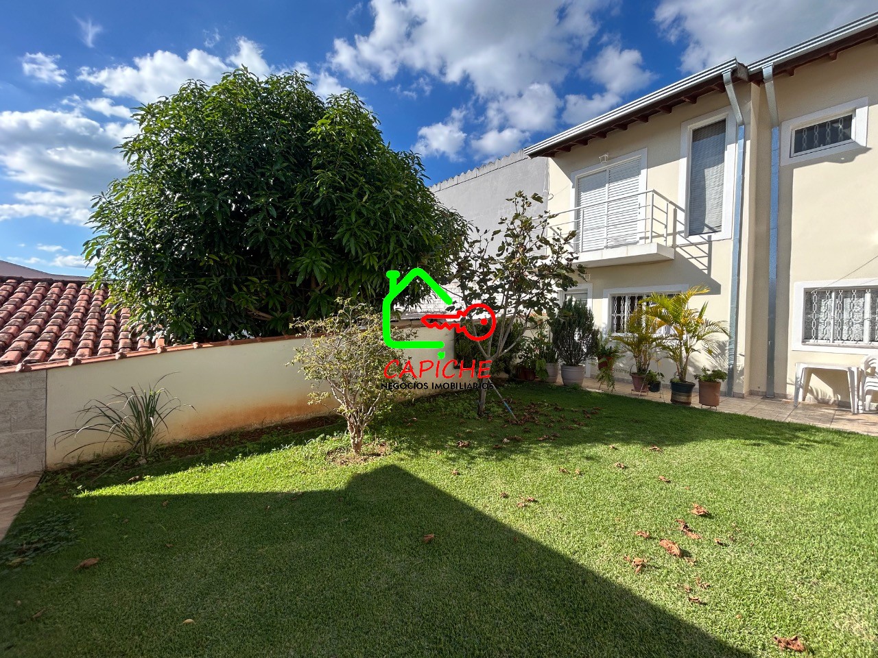 Casa à venda com 4 quartos, 240m² - Foto 12
