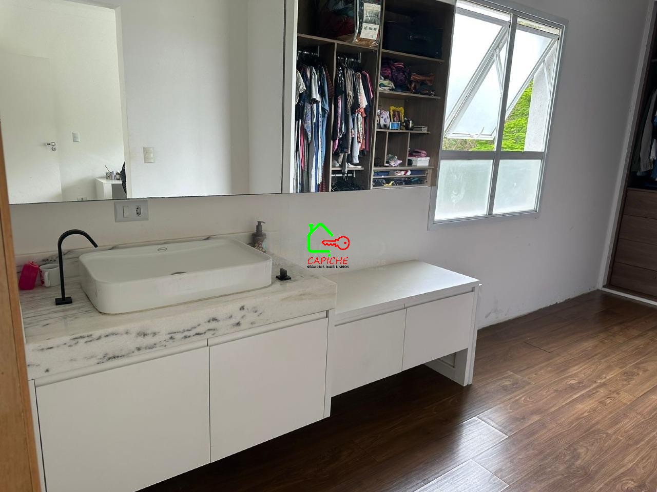Casa de Condomínio à venda com 3 quartos, 226m² - Foto 17