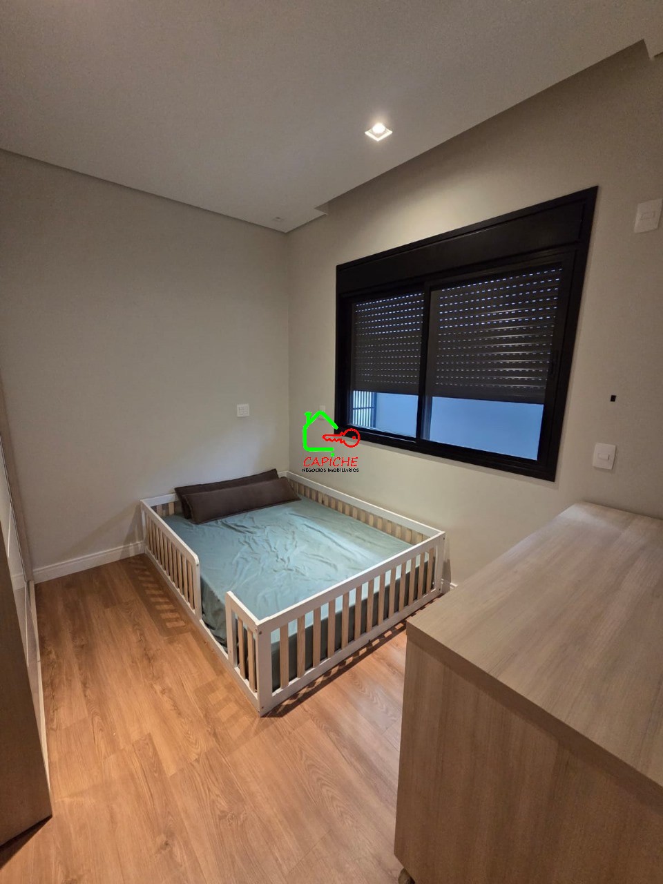 Casa de Condomínio à venda com 3 quartos, 360m² - Foto 2