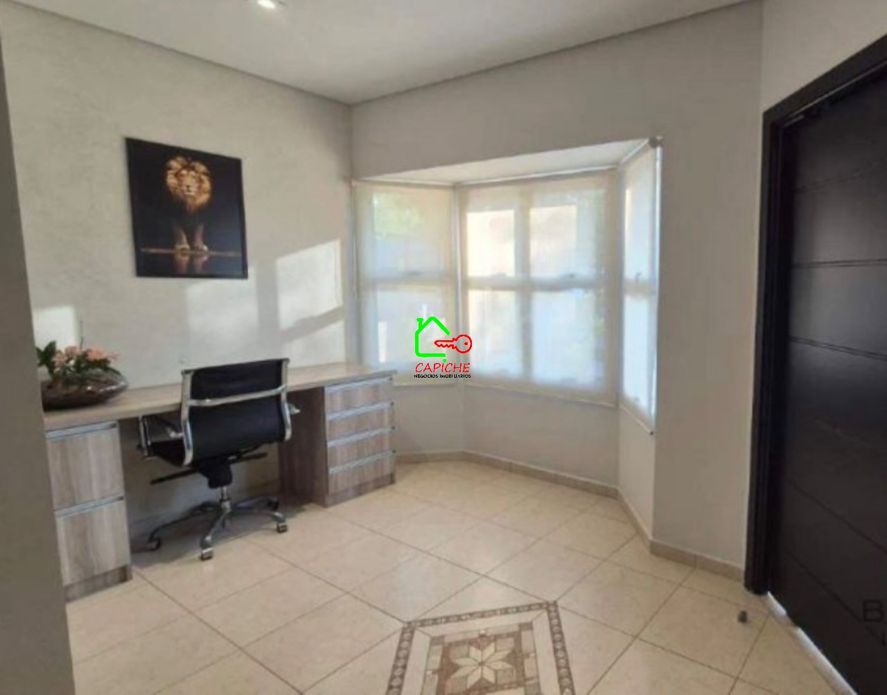 Casa de Condomínio para alugar com 3 quartos, 228m² - Foto 2