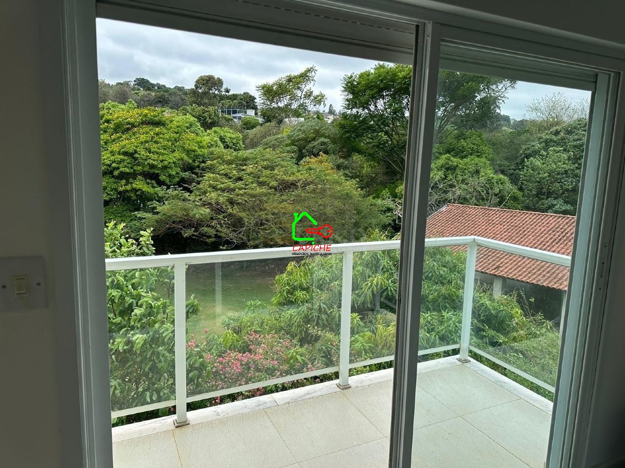 Casa de Condomínio à venda com 3 quartos, 226m² - Foto 7