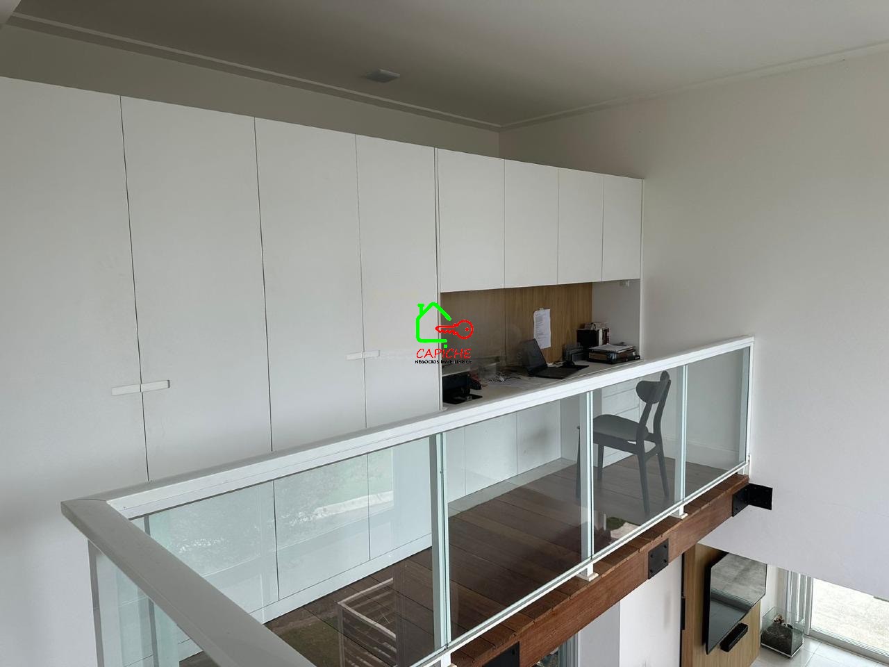 Casa de Condomínio à venda com 3 quartos, 226m² - Foto 4
