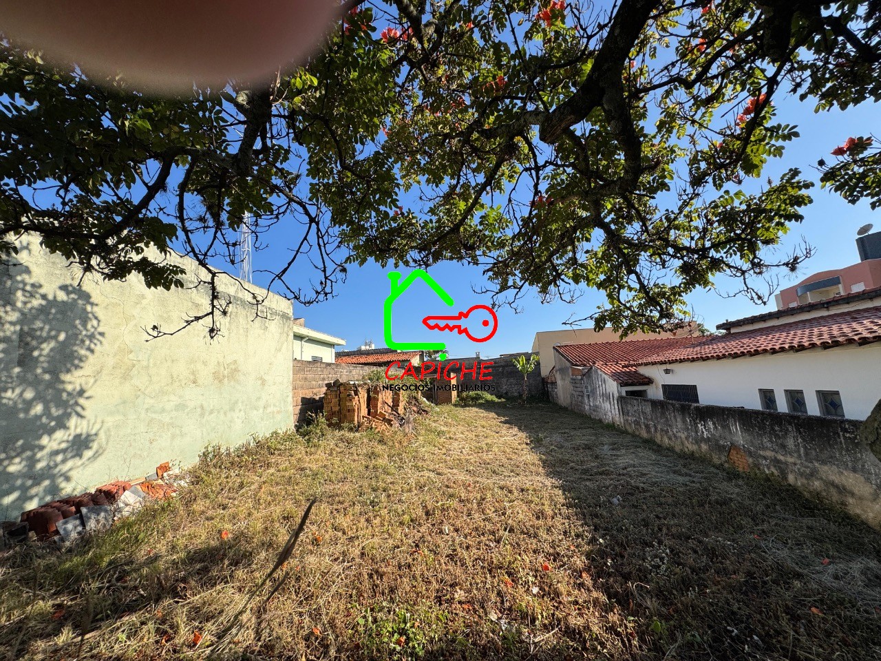 Terreno à venda, 292m² - Foto 1