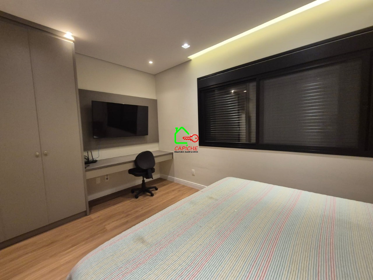 Casa de Condomínio à venda com 3 quartos, 360m² - Foto 8