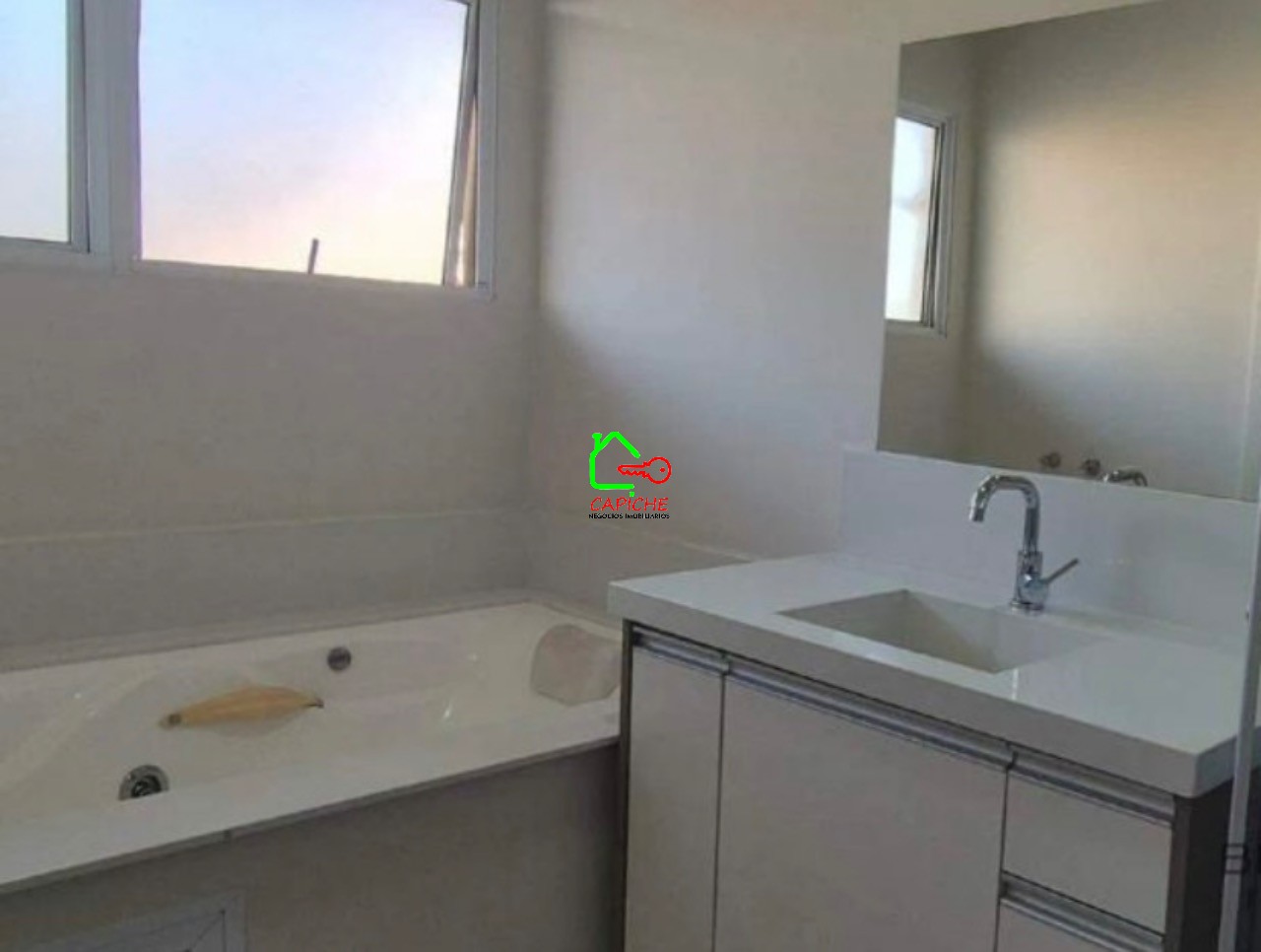 Casa de Condomínio para alugar com 3 quartos, 228m² - Foto 14