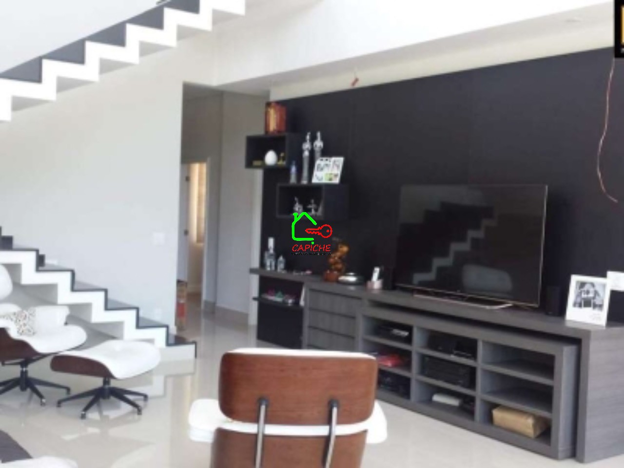 Casa de Condomínio à venda com 4 quartos, 250m² - Foto 5