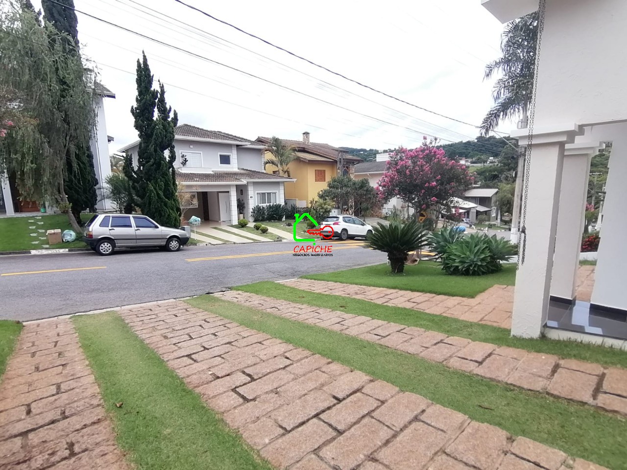 Casa de Condomínio para alugar com 3 quartos, 193m² - Foto 16