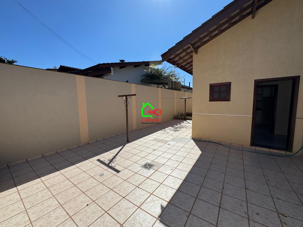Casa de Condomínio para alugar com 5 quartos, 800m² - Foto 40