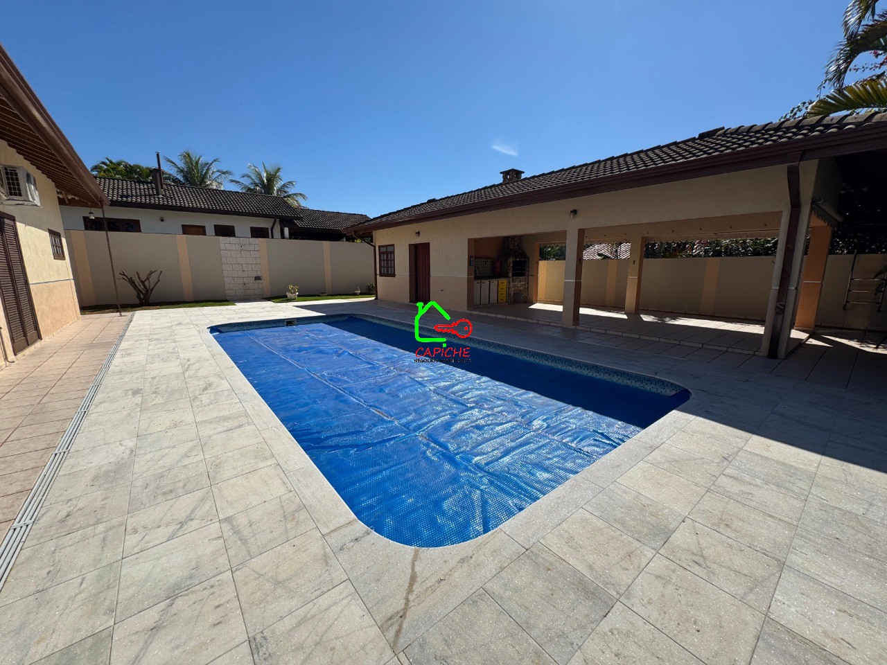 Casa de Condomínio para alugar com 5 quartos, 800m² - Foto 6