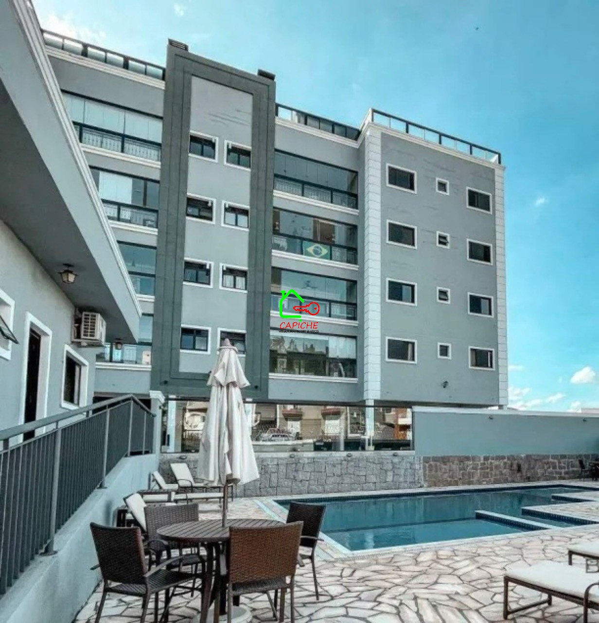 Cobertura à venda com 3 quartos, 230m² - Foto 1