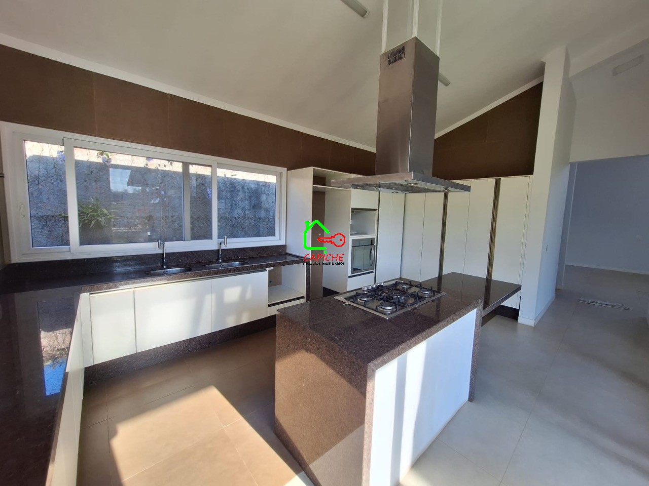 Casa de Condomínio à venda e aluguel com 3 quartos, 800m² - Foto 4