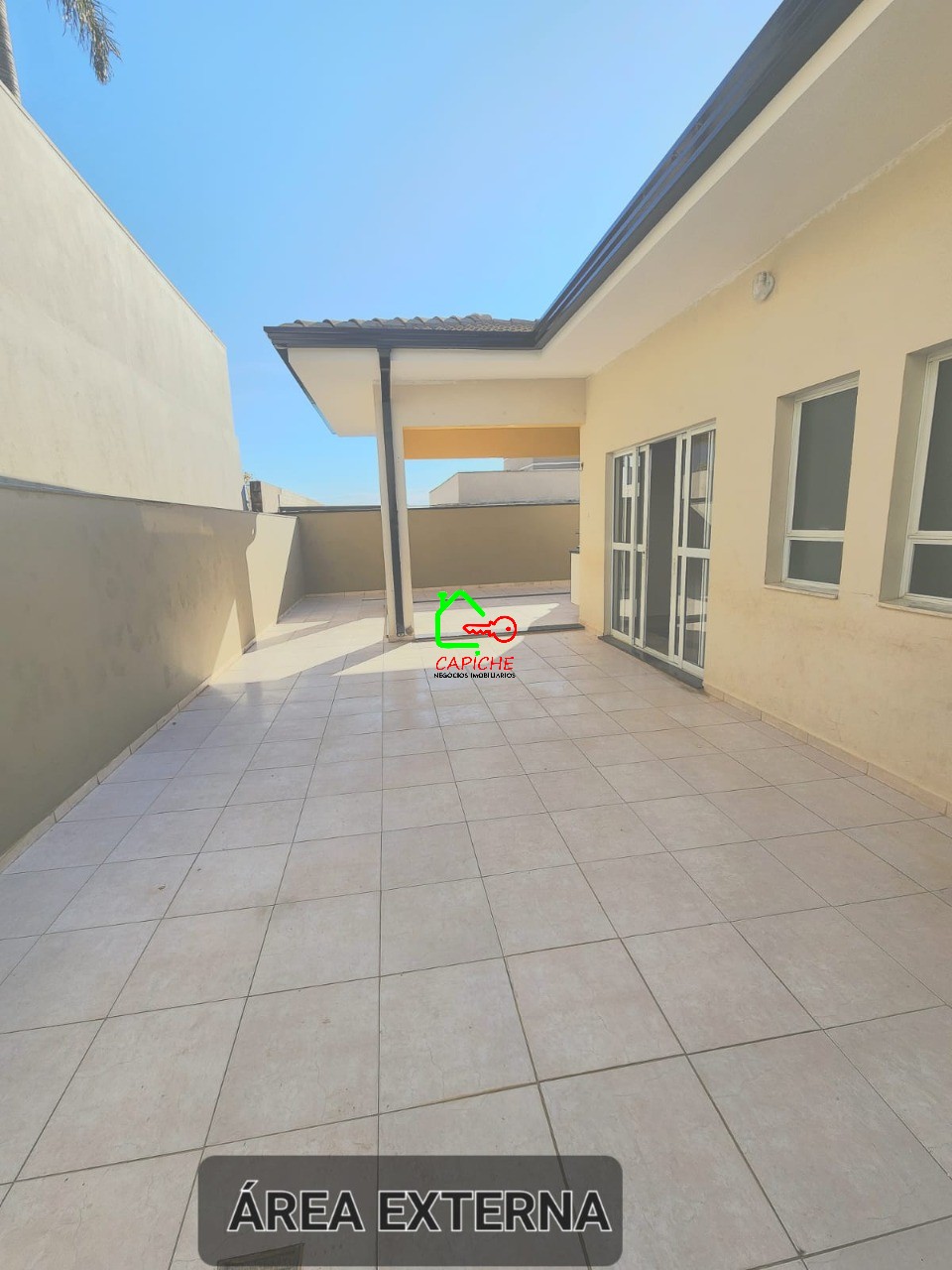 Casa de Condomínio para alugar com 3 quartos, 250m² - Foto 20