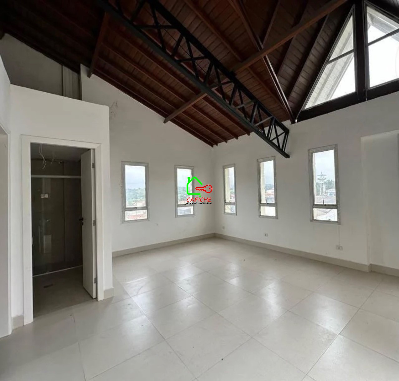 Cobertura à venda com 3 quartos, 250m² - Foto 10