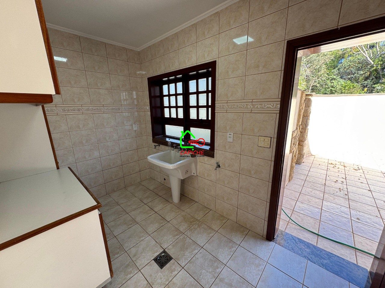 Casa de Condomínio para alugar com 5 quartos, 800m² - Foto 37