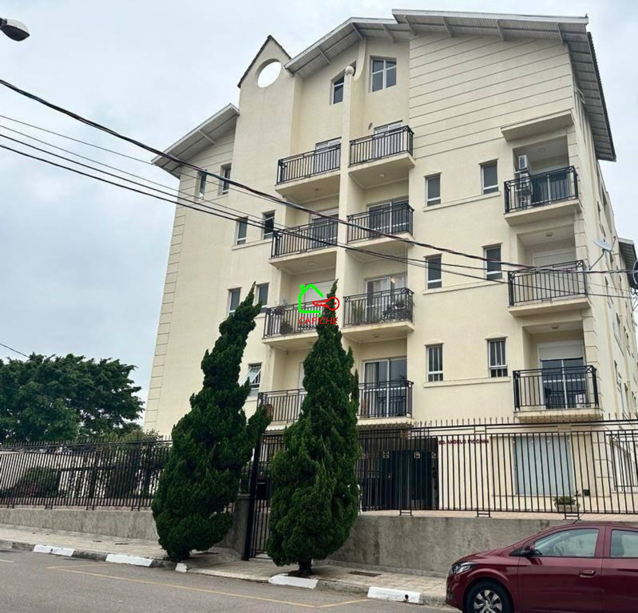 Cobertura à venda com 3 quartos, 250m² - Foto 1