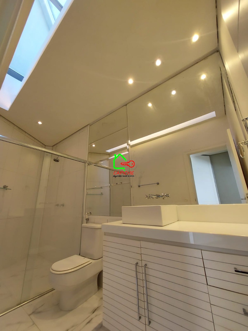 Casa de Condomínio para alugar com 4 quartos, 1210m² - Foto 9