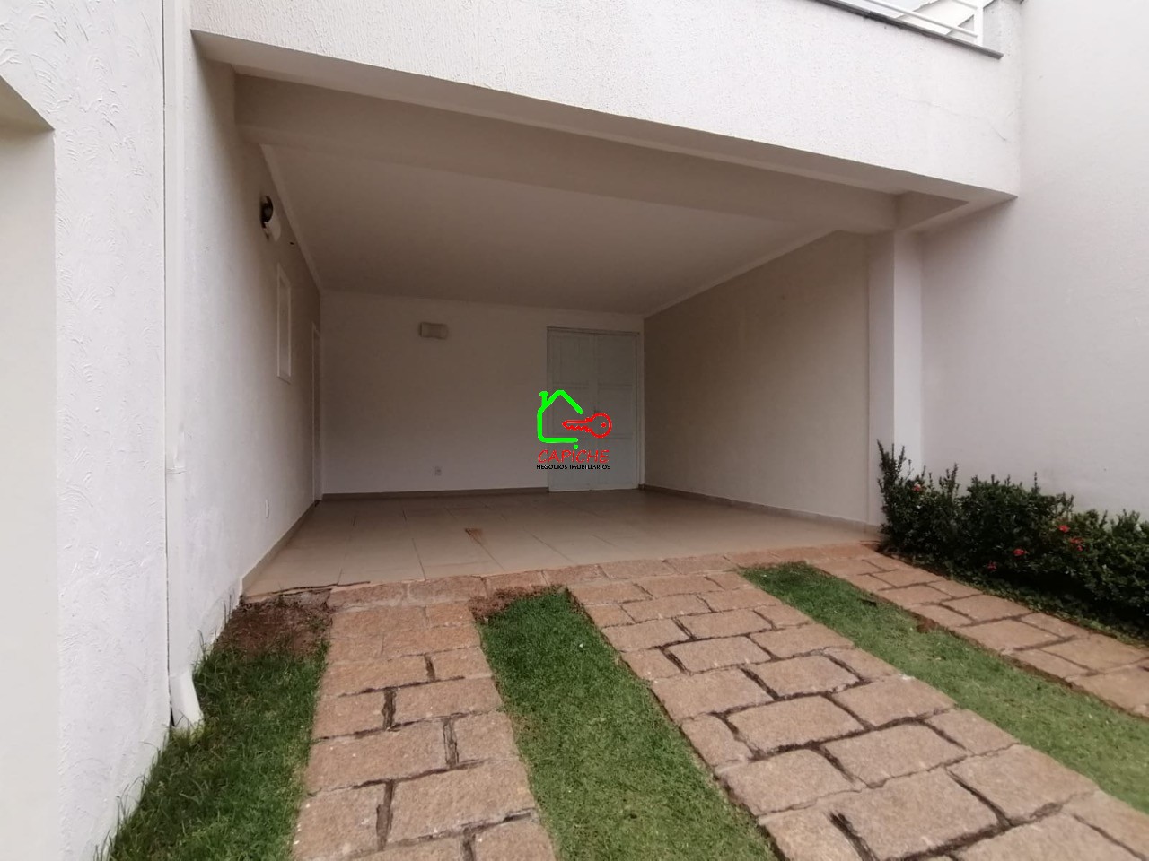 Casa de Condomínio para alugar com 3 quartos, 193m² - Foto 4