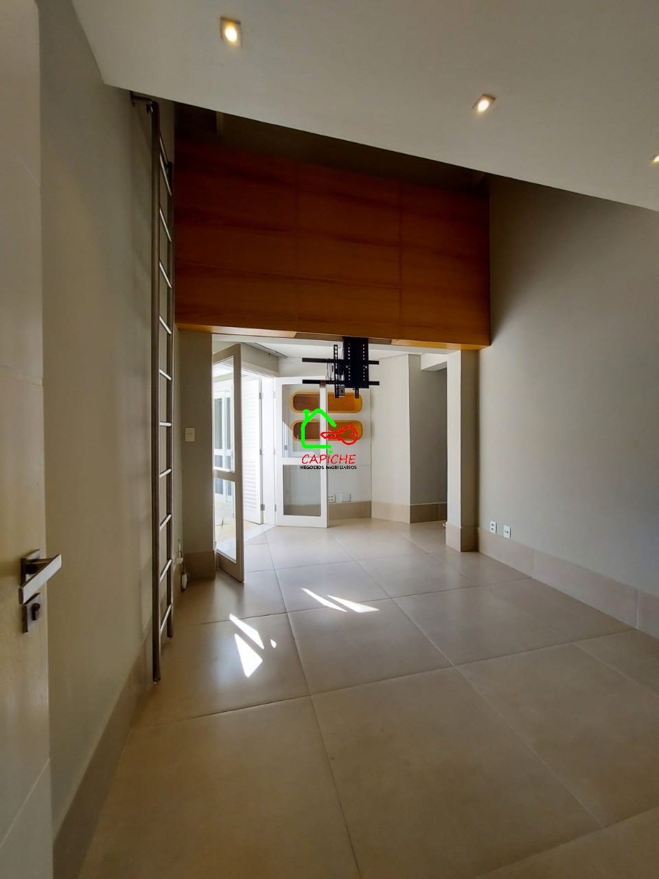 Casa de Condomínio para alugar com 4 quartos, 1210m² - Foto 5