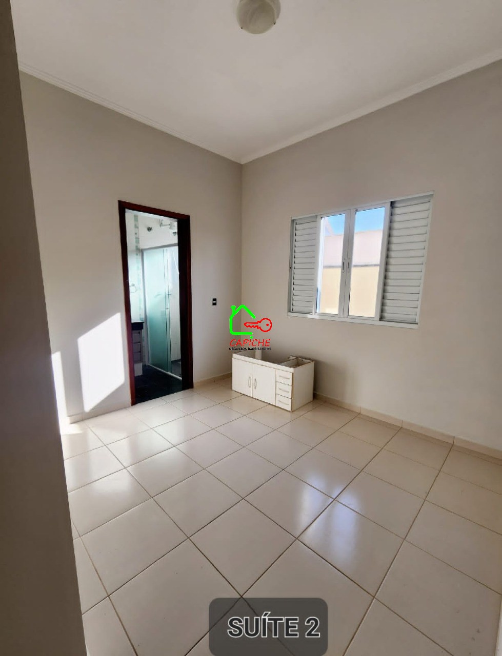 Casa de Condomínio para alugar com 3 quartos, 250m² - Foto 17