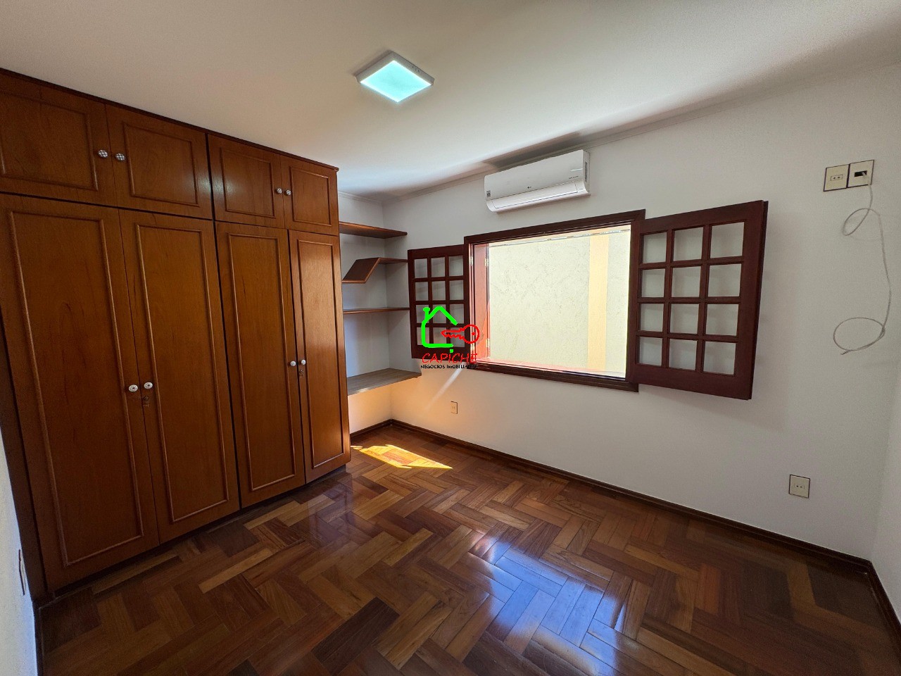 Casa de Condomínio para alugar com 5 quartos, 800m² - Foto 24