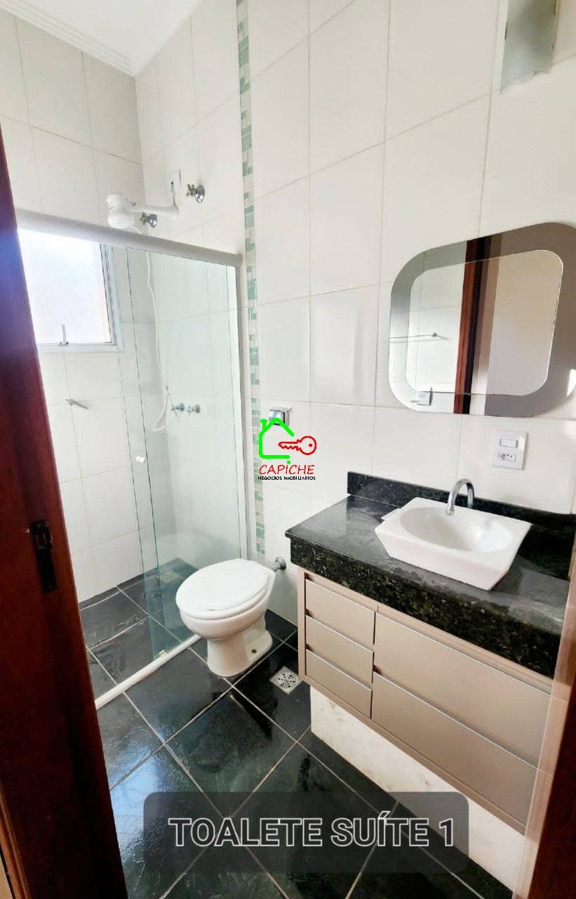 Casa de Condomínio para alugar com 3 quartos, 250m² - Foto 16