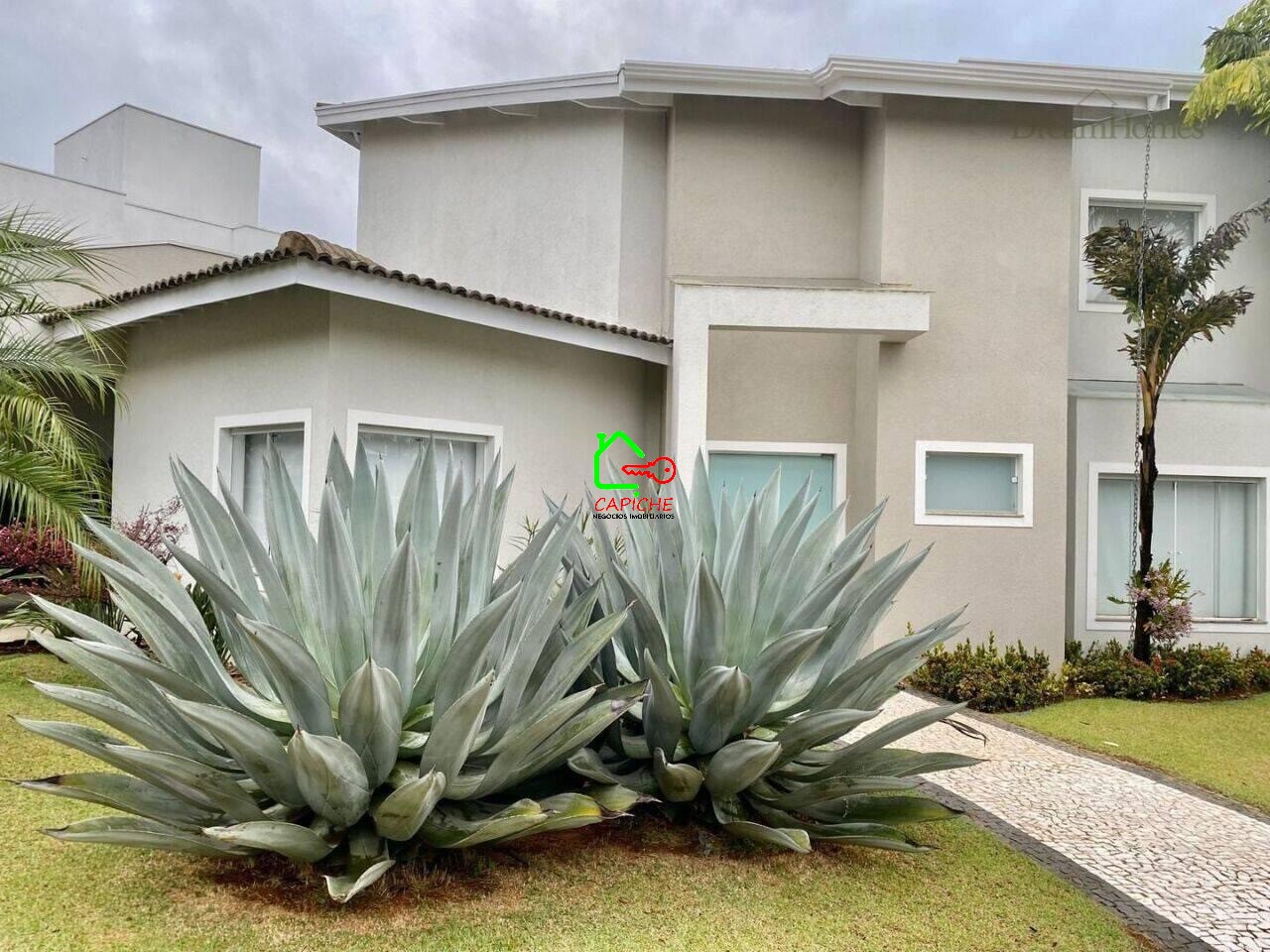 Casa de Condomínio à venda e aluguel com 3 quartos, 320m² - Foto 1