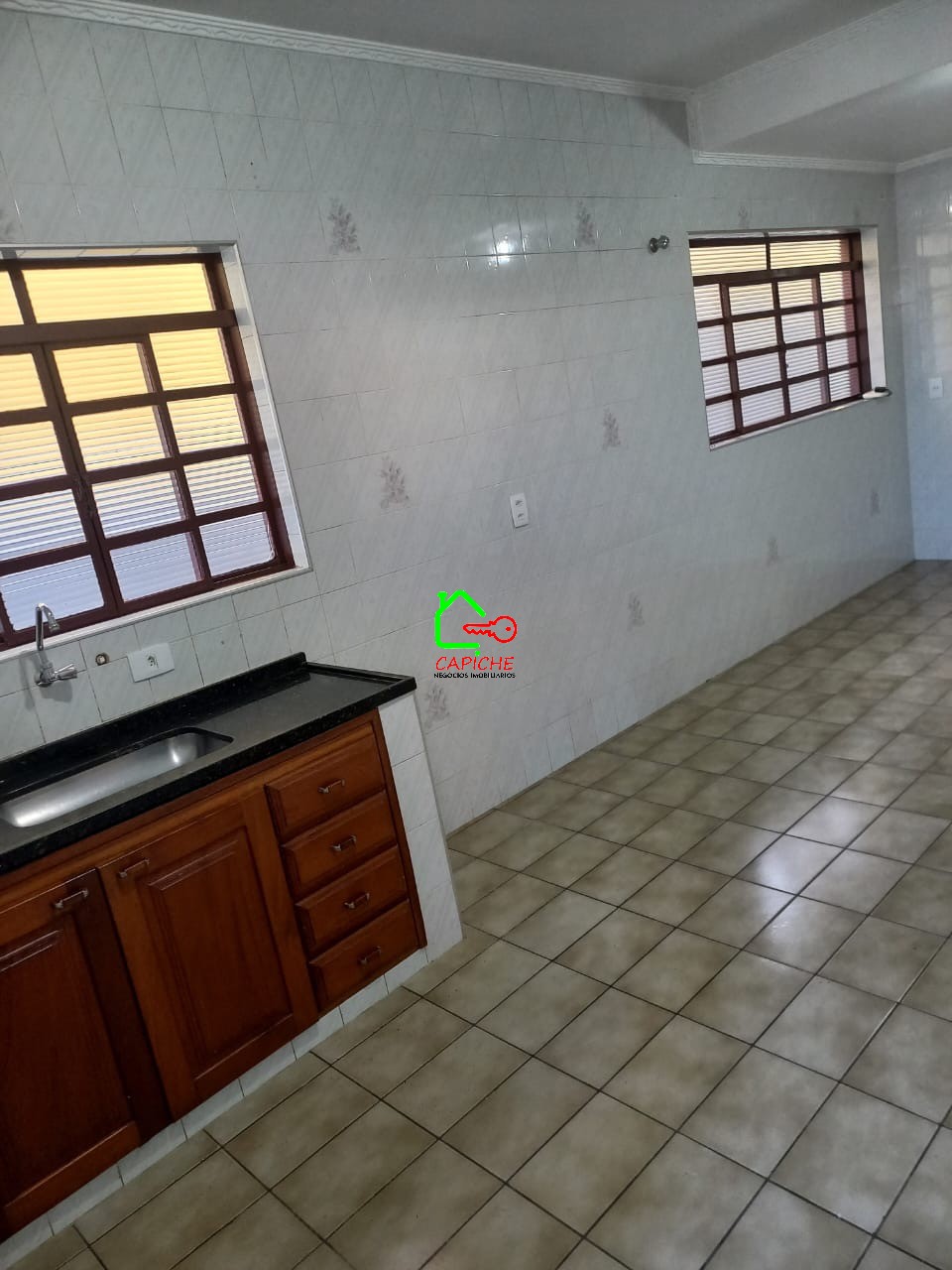 Casa para alugar com 2 quartos, 80m² - Foto 15