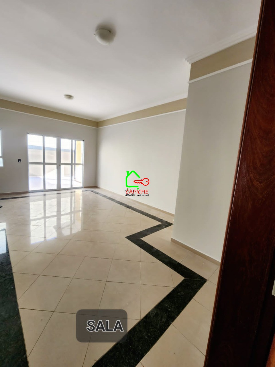 Casa de Condomínio para alugar com 3 quartos, 250m² - Foto 6