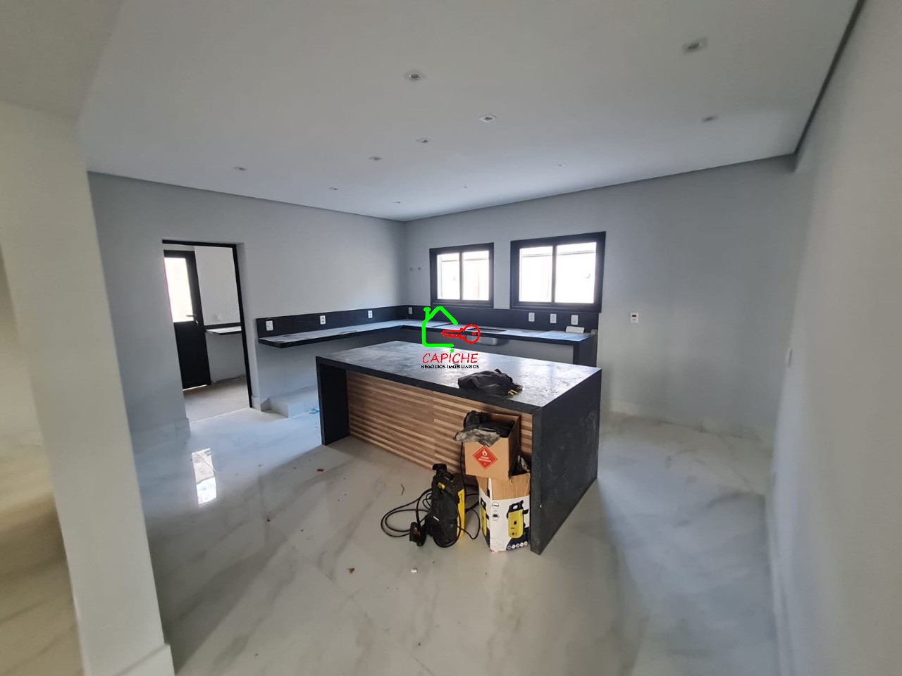 Casa de Condomínio à venda com 4 quartos, 720m² - Foto 9