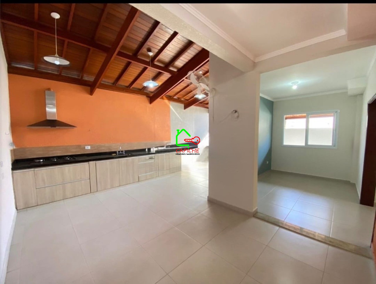 Casa para alugar com 3 quartos, 300m² - Foto 17