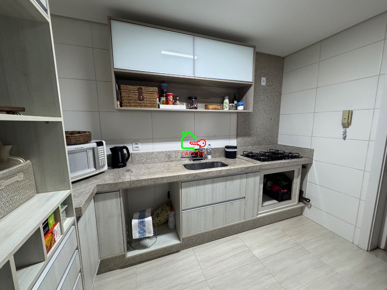 Cobertura à venda com 3 quartos, 180m² - Foto 4