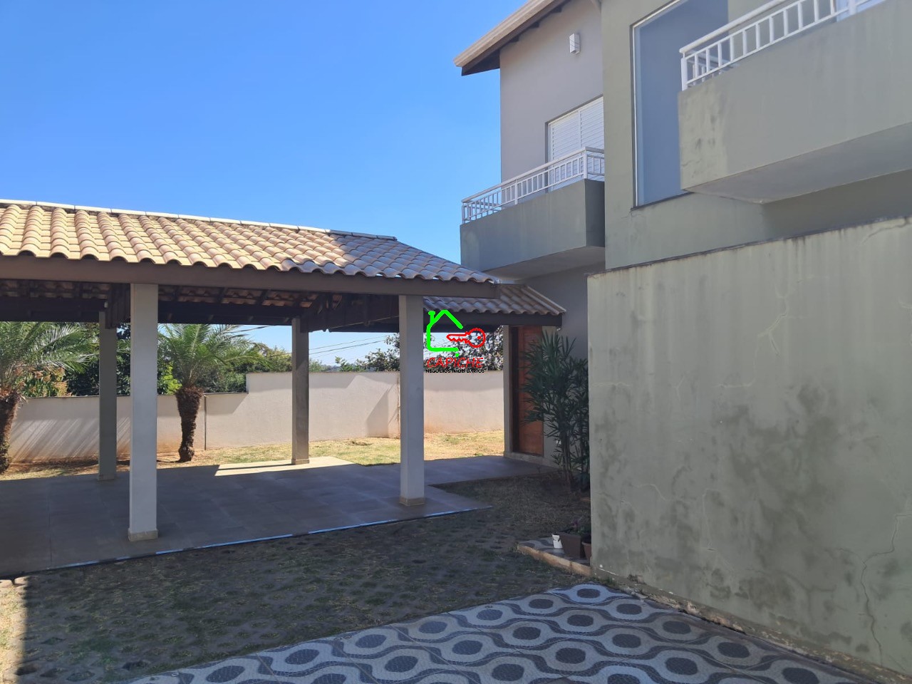 Casa de Condomínio para alugar com 3 quartos, 200m² - Foto 2