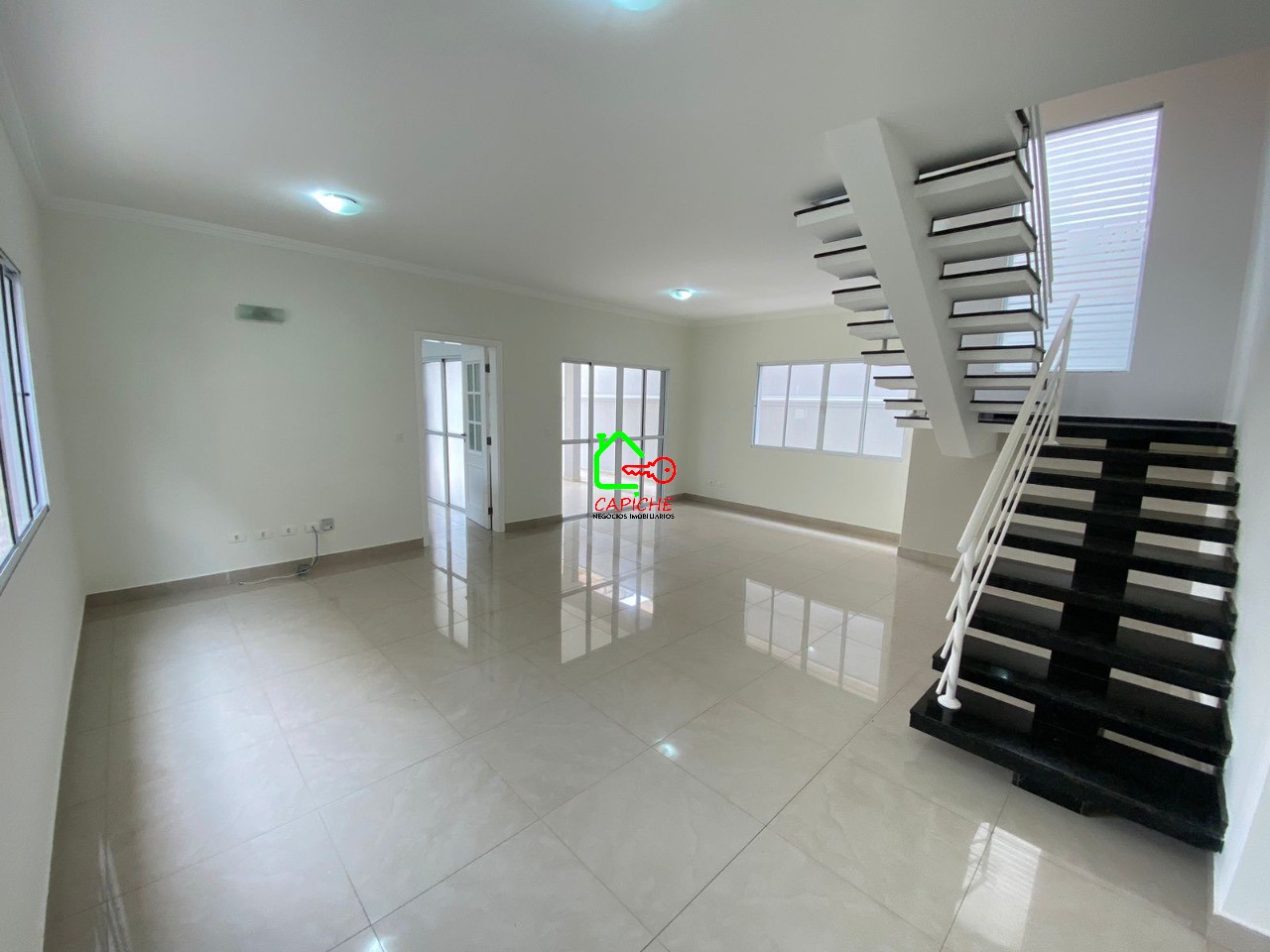Casa de Condomínio para alugar com 3 quartos, 225m² - Foto 26