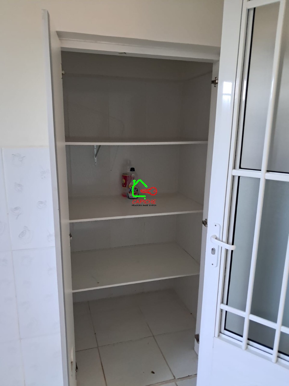 Casa de Condomínio para alugar com 3 quartos, 200m² - Foto 9