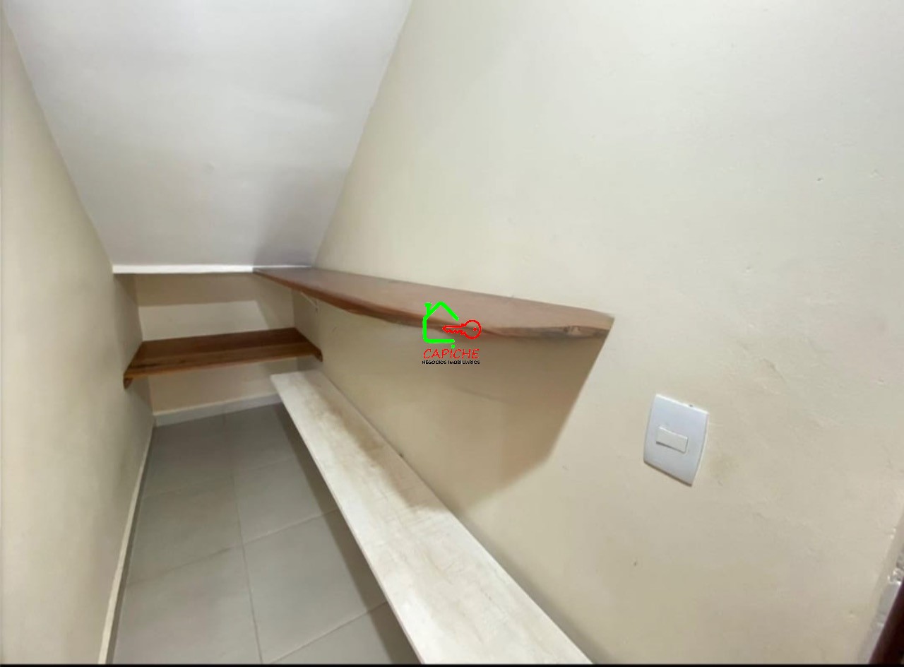 Casa para alugar com 3 quartos, 300m² - Foto 18