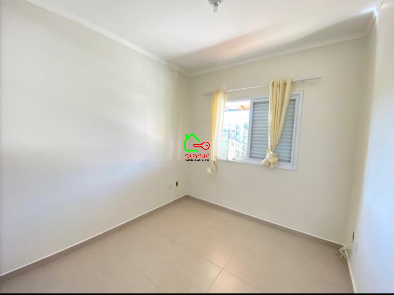 Casa para alugar com 3 quartos, 300m² - Foto 7